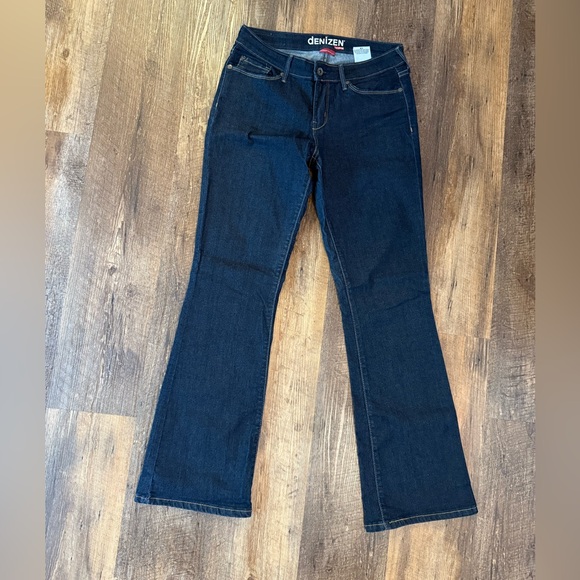 Levi's Denizen Women's Dark Blue modern bootcut Jeans SZ 8 - Picture 1 of 5